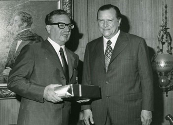 El presidente Salvador Allende en 1972  junto con el presidente de Venezuela, Rafael Caldera. Caracas, Venezuela (Fuente: Colección Fundación Tomás Liscano).